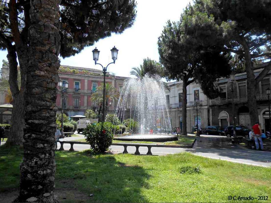 Locami Holiday&Rooms Jolanda Suite Catania Eksteriør billede